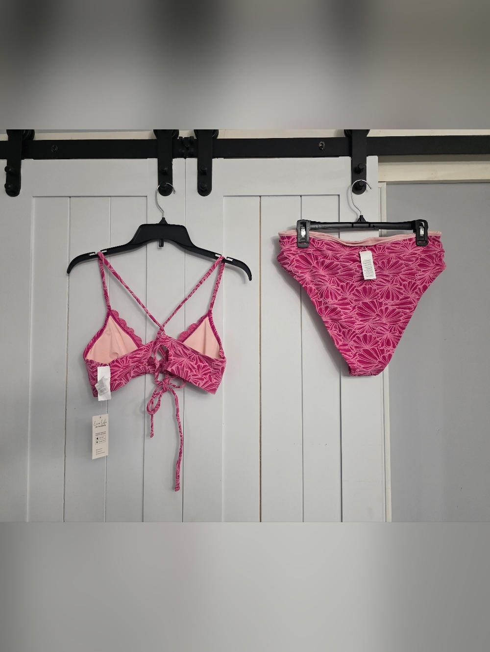 CUPSHE Bikini Set for Women Bathing Suit High Waisted Scalloped V Neck. NEW! - Picture 2 of 11